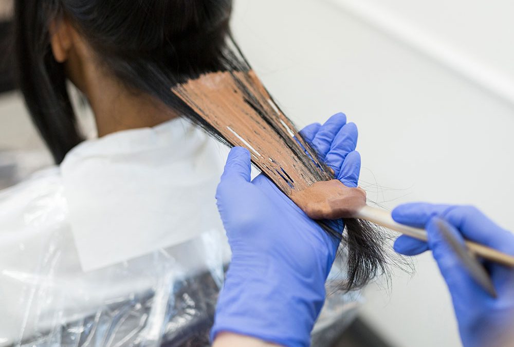 New Study Shows Hair Dye & Hair Straightener Use Increases Breast Cancer Risk